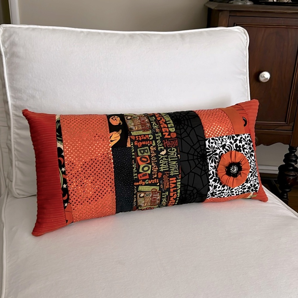 🧡🖤🎃Halloween Patchwork Throw Pillow